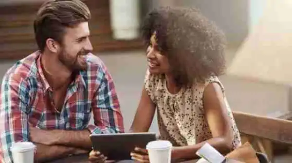 A MUST READ – 6 Tips To Spot Someone That Has A Crush On You